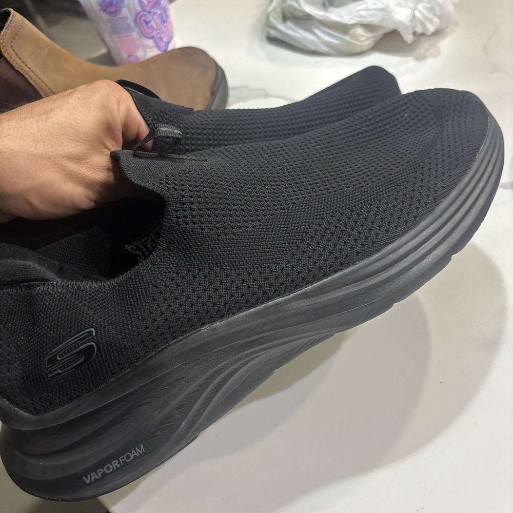 skechers mens Vapor foam Slip Ins Size 13